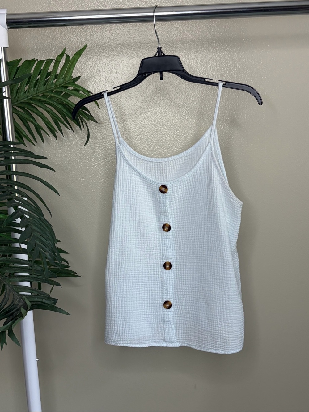 White Textured Tank Top Faux Button Cami Spaghetti Strap Summer Top - Picture 5 of 6